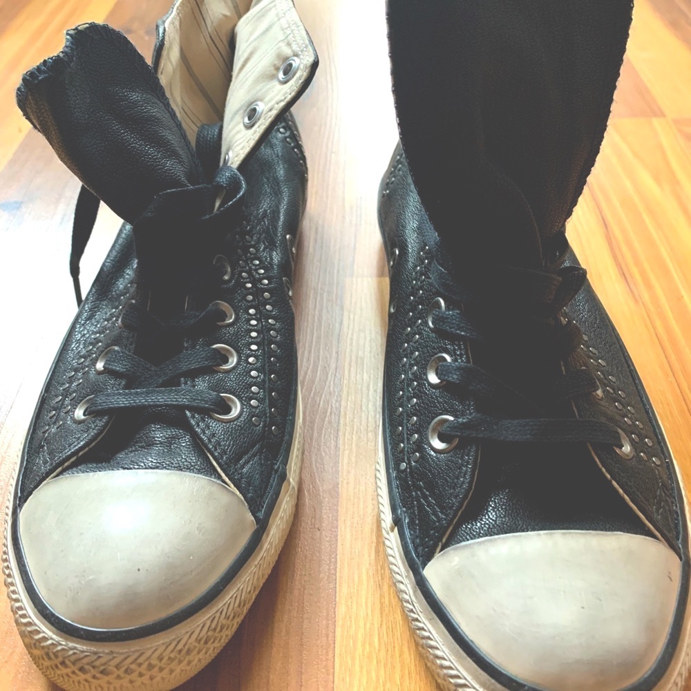 BRAND NEW Converse X Hightops